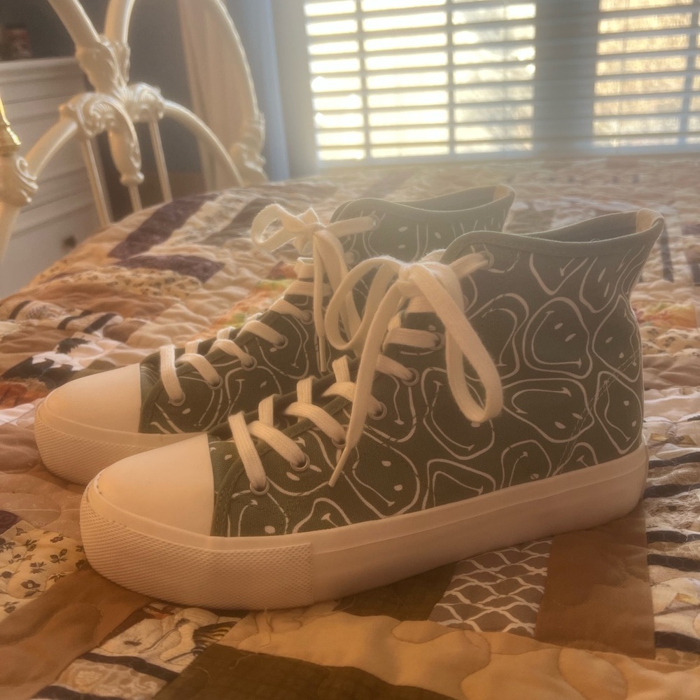 AE smiley-faced shoes